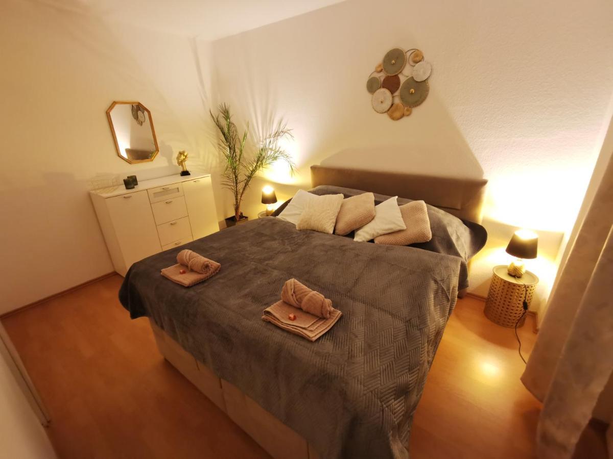 Schoene 3-Zimmer Erdgeschosswohnung Am Bergpark,Unesco,Therme,Train, Wilhelmshoeher Allee 329 Kassel Kültér fotó