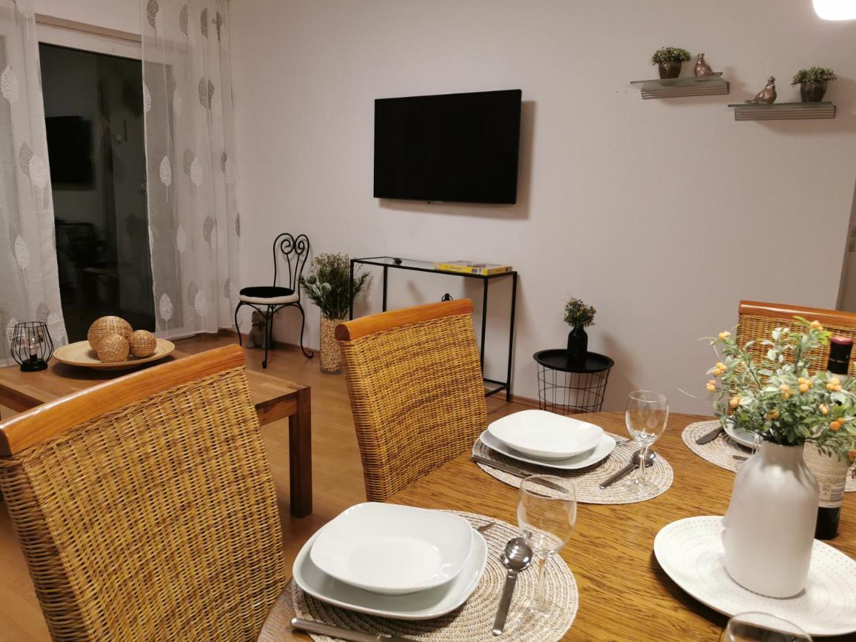 Schoene 3-Zimmer Erdgeschosswohnung Am Bergpark,Unesco,Therme,Train, Wilhelmshoeher Allee 329 Kassel Kültér fotó