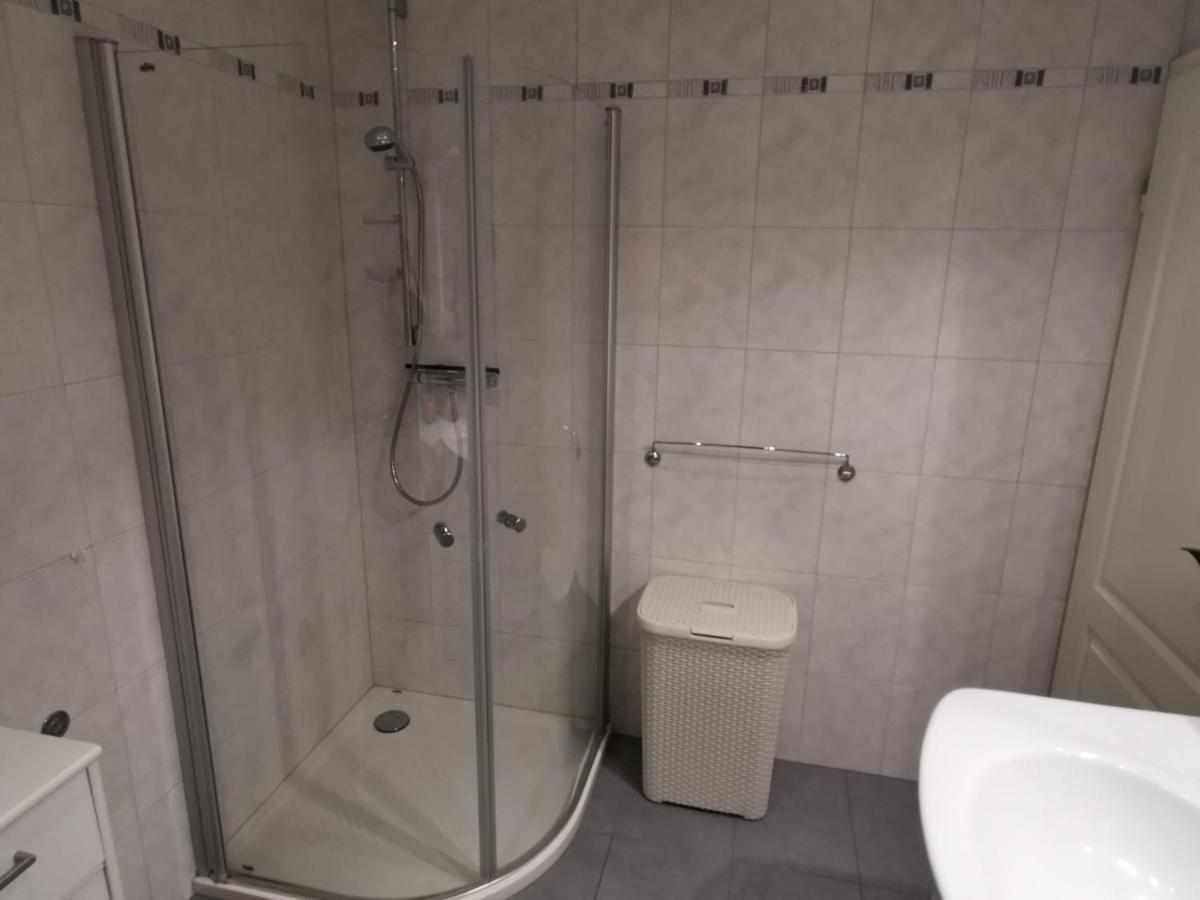 Schoene 3-Zimmer Erdgeschosswohnung Am Bergpark,Unesco,Therme,Train, Wilhelmshoeher Allee 329 Kassel Kültér fotó